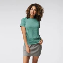 NRS Silkweight Short Sleeve Shirt - Women's -4Corners Riversports 10111 06 WsSilkweightSSShirt seafoam front 3 Crop 1000x1000 850735b2 a32f 43c1 877d 12f42542648c