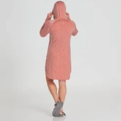NRS Silkweight Hoodie Dress -4Corners Riversports 10112 02 Mauve Model Back 090121 1000x1000 a9883ed9 eef8 415e 9dcc e5188a5e3cca