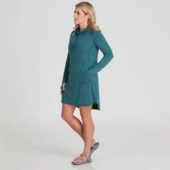 NRS Silkweight Hoodie Dress -4Corners Riversports 10112 02 Mediterranea Model Front 090121 1000x1000 00d24bbc e0c5 4221 a31f b9fbd4914add