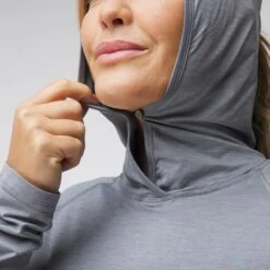 NRS Silkweight Hoodie - Women's -4Corners Riversports 10140 06 WsSilkweightHoodie stone xx detail2 1 1000x1000 5fc5f4d3 5b7c 4689 a5c5 d6277b949110