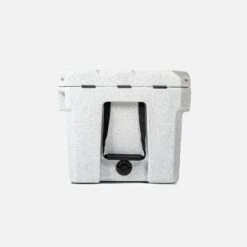 PRO 85 Raft Cooler 6 PRO 85 Raft Cooler -4Corners Riversports PRO85WM RSide 5000x 29104919 12aa 49c2 b9ed 5a2d836e1ecc